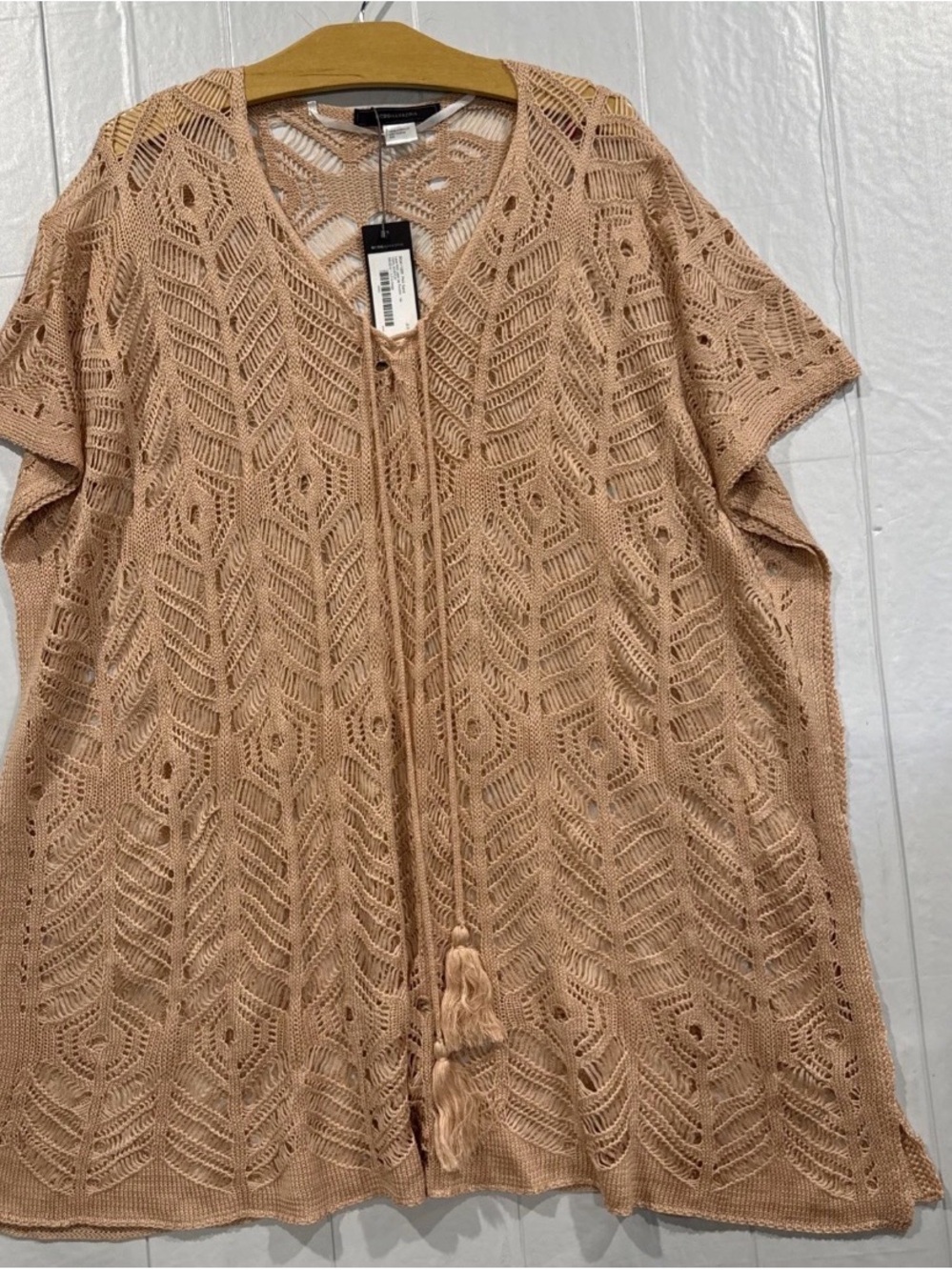 BCBGMaxAzria NWT Open Crochet Poncho in Pink Sand